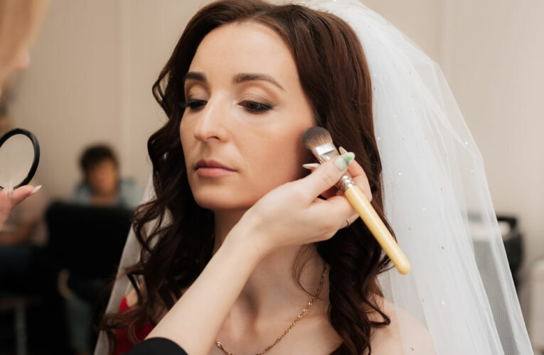 Entenda já maquiagem simples para casamento passo a passo